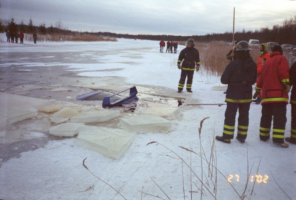 Subaru Imprezza Ice Skating 3
